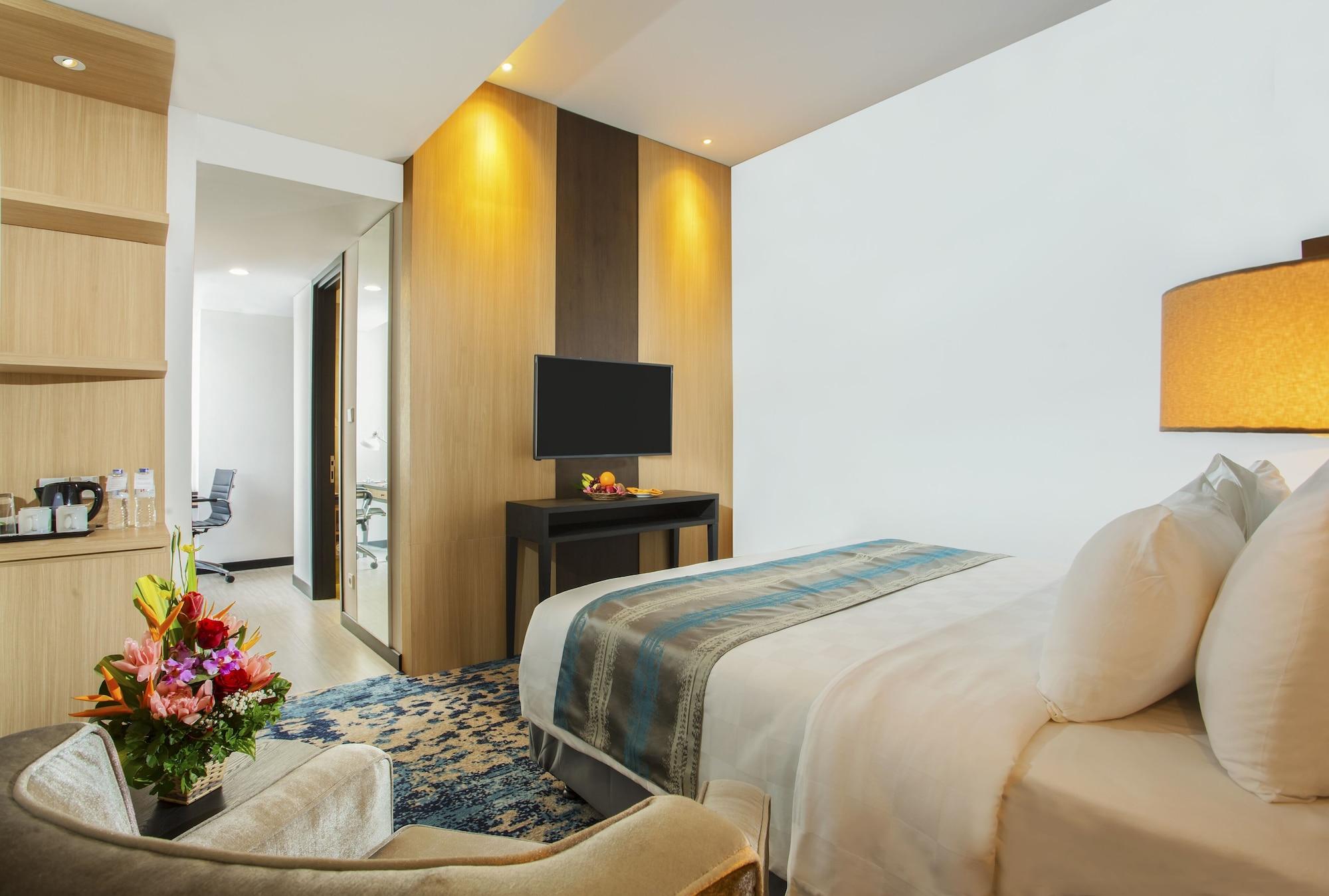Swiss-Belhotel Papua Jayapura Exterior foto