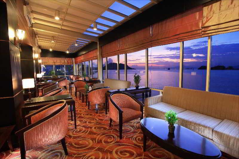 Swiss-Belhotel Papua Jayapura Exterior foto