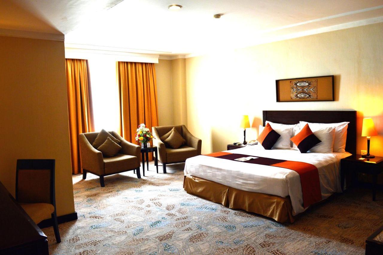 Swiss-Belhotel Papua Jayapura Exterior foto